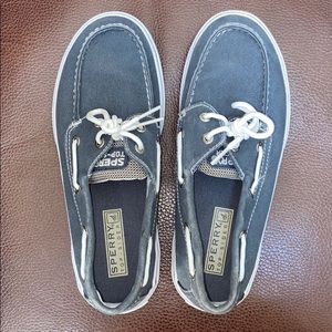 Never Worn Boys Sperrys